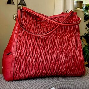 COACH Madison Phoebe Leather Shoulder Bag No. D1382-25260. Like new.